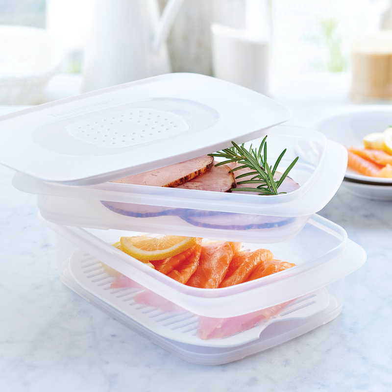 Tupperware The cold cut stacking box with climate cover